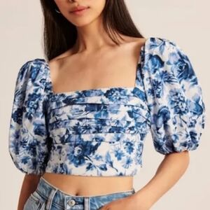 Abercrombie & Fitch Puff Sleeve Crop Top Size L Floral Smocked Back EUC